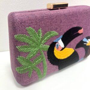 Bolso bordada tucán